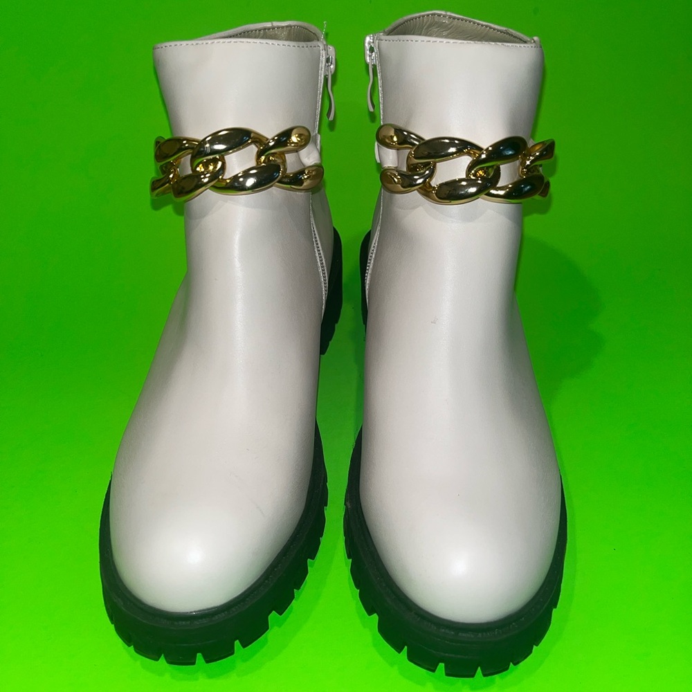 Women's White Ankle Boots with Gold Chain - BRAND NEW